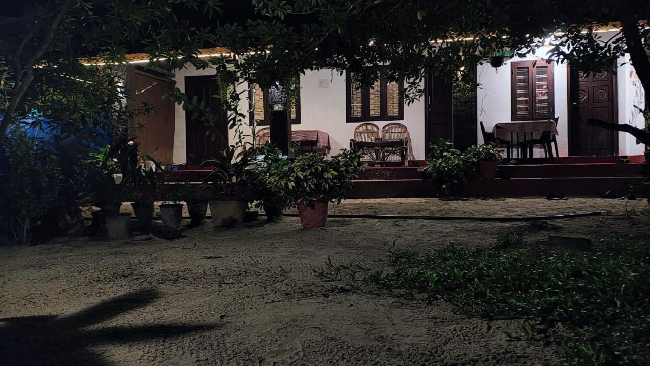 Marari Adonis Beach Villa Mararikulam Exteriér fotografie